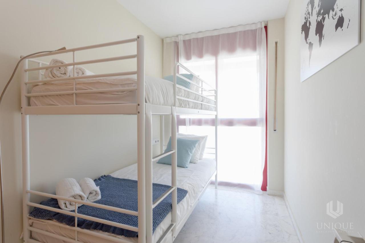 Unique Rentals - Stylish Seafront Duplex バルセロナ エクステリア 写真