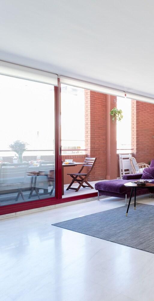 Unique Rentals - Stylish Seafront Duplex バルセロナ エクステリア 写真